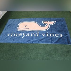 NWOT Vineyard Vines Beach Towel